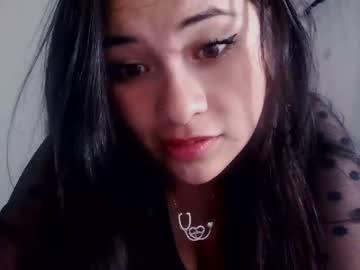 mila697 chaturbate