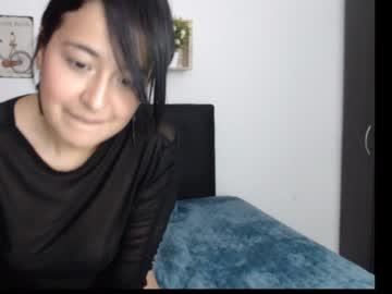 mila_queen chaturbate