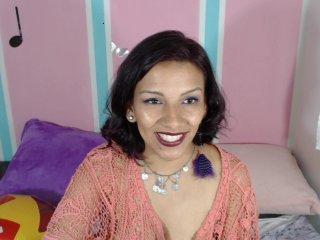 mirandablue bongacams