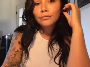 missluna90 chaturbate