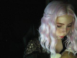 MollyRedWolf bongacams