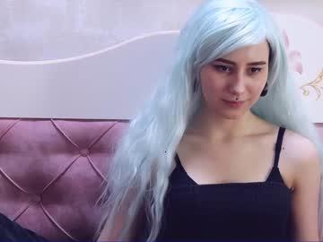 mona_red chaturbate