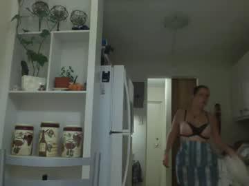 morehoneylessvinegar chaturbate