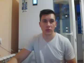 moskowsexyboy chaturbate