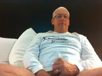 mrhappy71207120 chaturbate