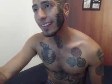 myke_thunder chaturbate