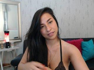 NashVivian bongacams