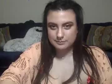 naughtylittlesaint chaturbate