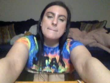 naughtylittlesaint chaturbate