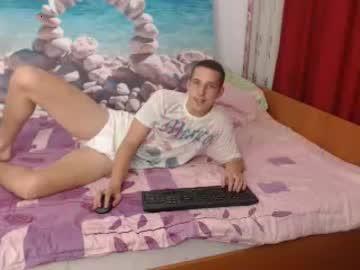 newsweetguy18 chaturbate