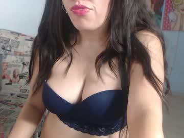 nicollesexypussy chaturbate