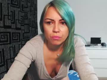 nicollle29 chaturbate