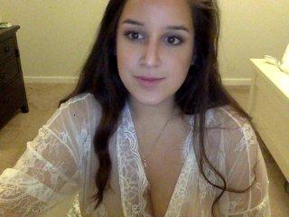 nikki14bby bongacams