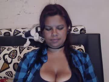 nikkygzm_85 chaturbate