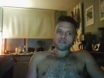 niko8319 chaturbate