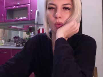 nikolfoxxx chaturbate