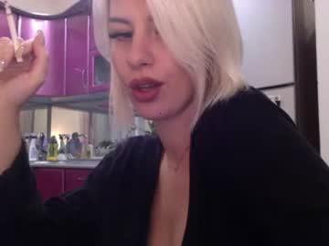 nikolfoxxx chaturbate