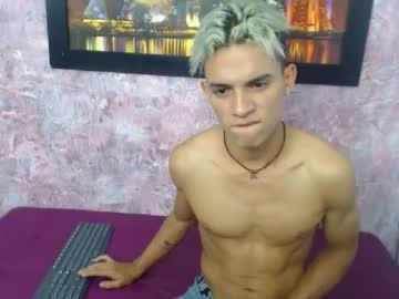 noah_gatsum chaturbate