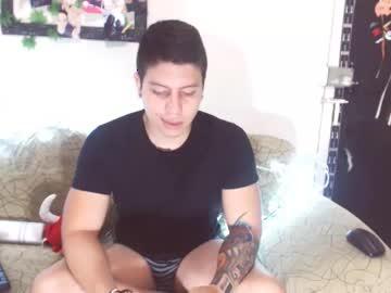 noahfox_ chaturbate