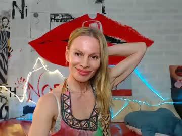 noragrays chaturbate