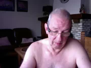 onderdanigesenior chaturbate