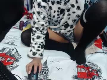 petite_chocolateriewh chaturbate