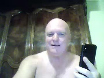 ragincajun80 chaturbate