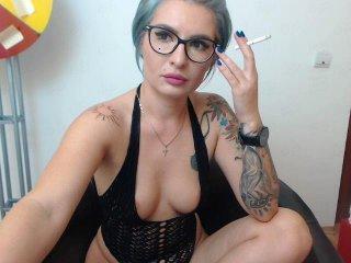 RaynhaKee bongacams