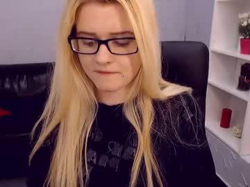 rebeccamood chaturbate