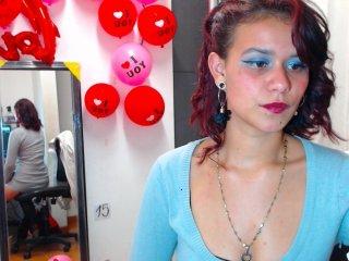 RedMoon18 bongacams