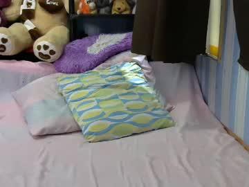 redhotchilli_asia chaturbate