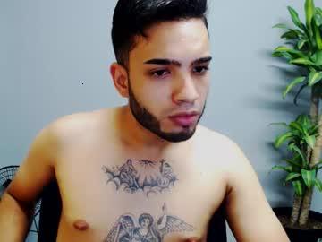 reynnek_fountaine chaturbate