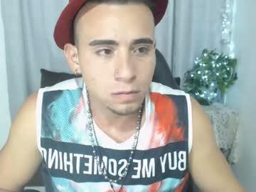 robert_sexhott chaturbate