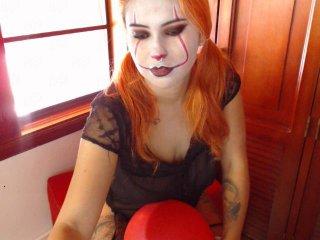 RoxanneFox bongacams