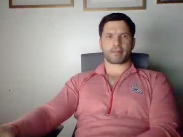 ryan051010 chaturbate