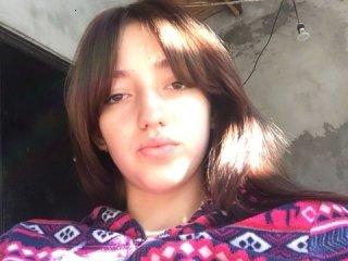 SaraMika18 bongacams