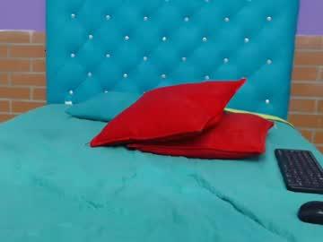 sara_joones chaturbate