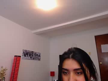 sara_rain chaturbate