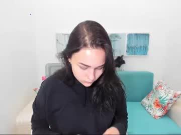 saramorlow chaturbate