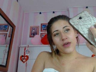 Scarlyee bongacams