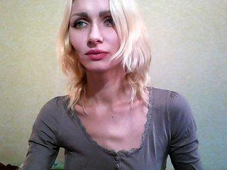 SexyBlondy251 bongacams