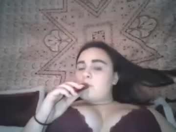 sexylily690 chaturbate