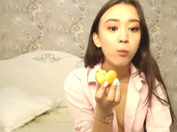 shine_mia1 chaturbate