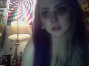 sluttyemo chaturbate