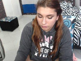 Sophie-Moon bongacams