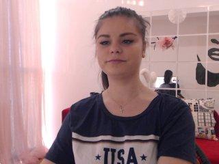 SophieRoyal bongacams