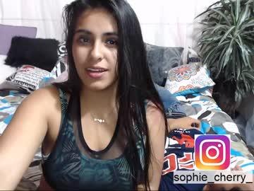 sophie_cherry chaturbate