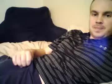 str8hungdude4382437 chaturbate