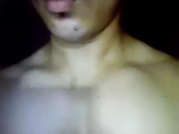 strongpakiboy04 chaturbate