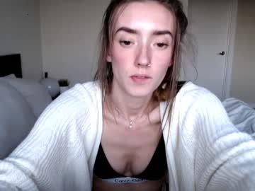 sunflowerslut69 chaturbate